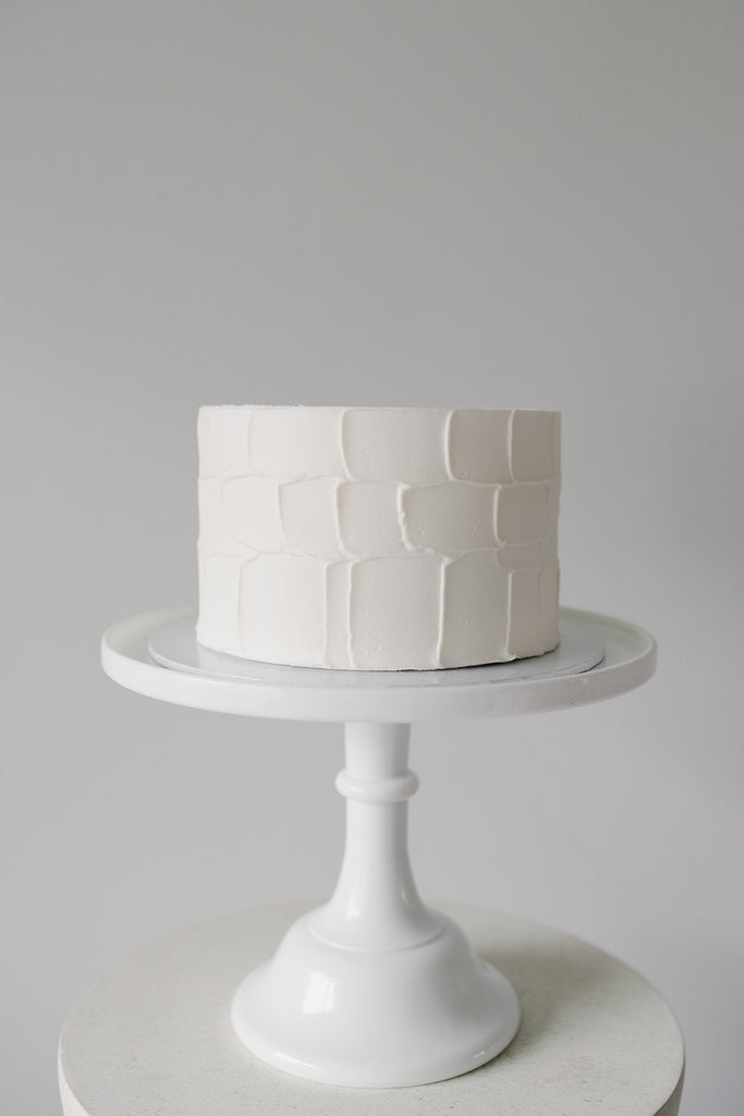 Simple White Cake Last Minute - Sugar Whipped Cakes Website